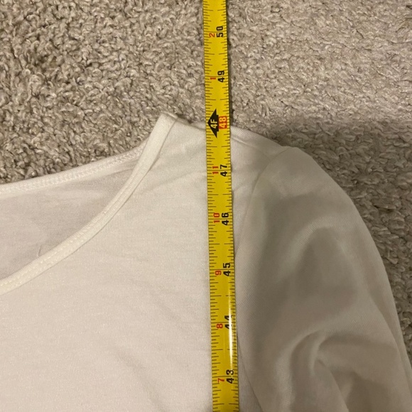Express High Low Shirt Top. Long Sleeve. White. Medium - Picture 7 of 9